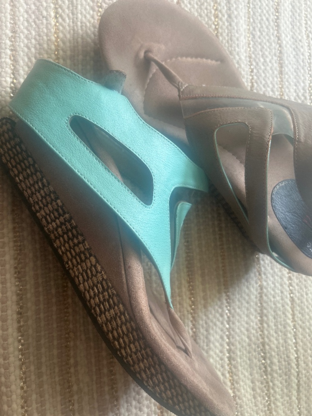 Modzori reversible sandals